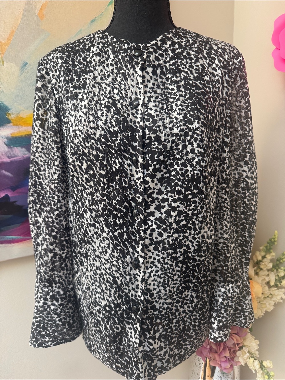 Fendi Black and White Sequin Floral blouse - Picture 4 of 8